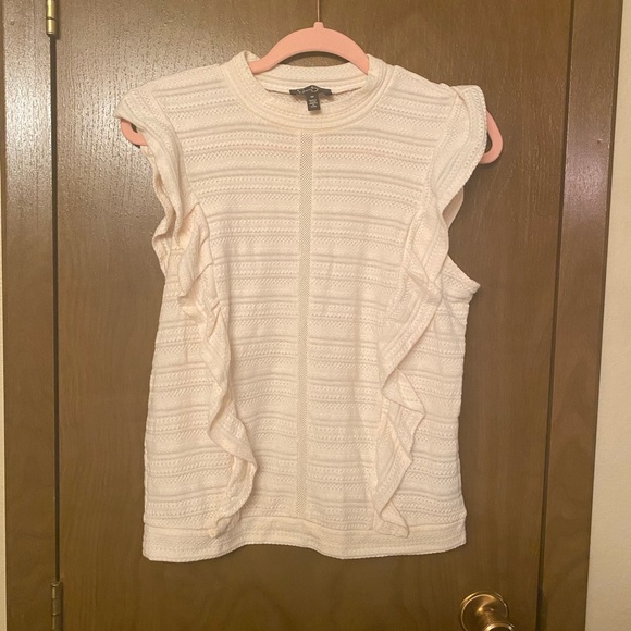 Jessica Simpson ruffle blouse M - Picture 1 of 4